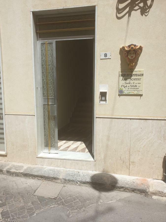 I Mori In Campidoglio Affitta Camere Sant'Agata di Militello Exterior photo